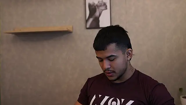 Thiago Valente online show from March 11, 2026, 1:06 pm