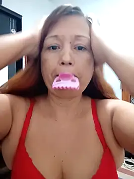 Snapshot of marinita13 chatting on April 22, 2026, 2:47 am marinita13 online show from April 22, 2026, 2:47 am