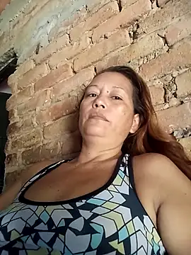 Snapshot of marinita13 chatting on May 5, 2026, 1:08 pm marinita13 online show from May 5, 2026, 1:08 pm