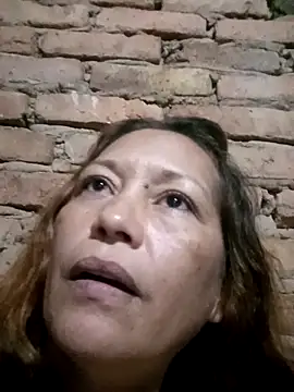 Snapshot of marinita13 chatting on May 8, 2026, 2:06 am marinita13 online show from May 8, 2026, 2:06 am