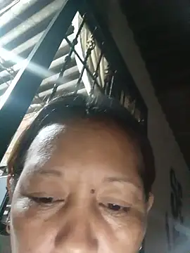 Snapshot of marinita13 chatting on June 20, 2026, 2:14 am marinita13 online show from June 20, 2026, 2:14 am