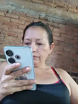 Snapshot of marinita13 chatting on June 24, 2026, 8:41 pm marinita13 online show from June 24, 2026, 8:41 pm