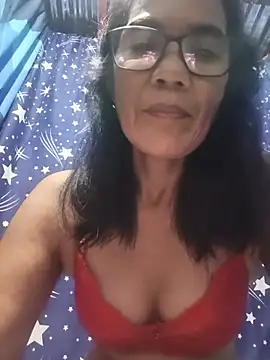 Snapshot of ImYourWoman_55 chatting on August 2, 2026, 7:34 pm ImYourWoman 55 online show from August 2, 2026, 7:34 pm