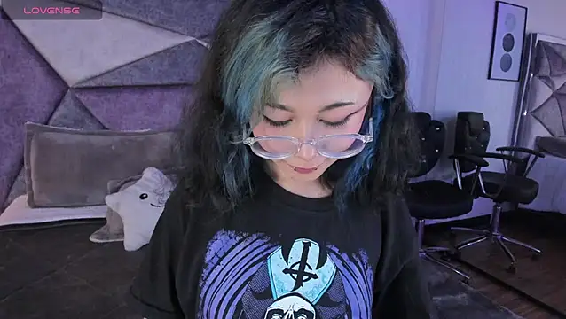 TerumiKitty online show from September 10, 2025, 10:54 pm