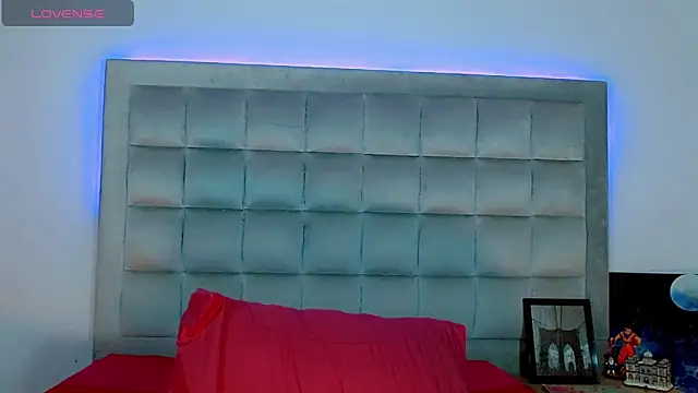 AmazingMistressNathy online show from November 10, 2025, 5:28 am