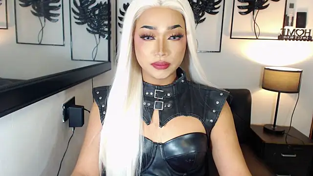 foxclassyramona ts online show from May 9, 2026, 11:15 am