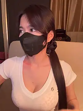 Snapshot of _Meimeibaby_ chatting on April 9, 2026, 10:09 am Meimeibaby online show from April 9, 2026, 10:09 am