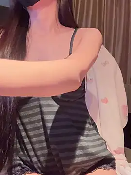 Snapshot of _Meimeibaby_ chatting on April 12, 2026, 10:20 am Meimeibaby online show from April 12, 2026, 10:20 am