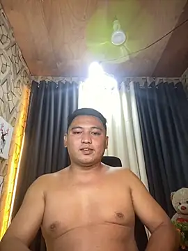 Snapshot of BicuriousExploer chatting on November 7, 2025, 2:50 pm BicuriousExploer online show from November 7, 2025, 2:50 pm