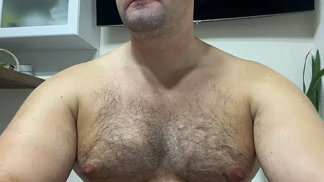 Snapshot of BrianJohnson_ chatting on October 3, 2025, 4:15 pm BrianJohnson online show from October 3, 2025, 4:15 pm