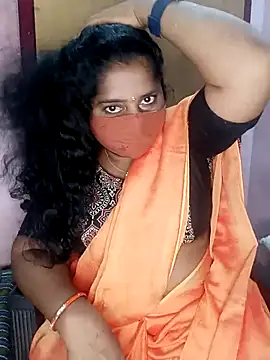 Jessi 25 online show from October 24, 2025, 5:53 pm