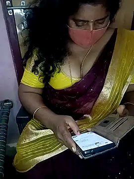 Jessi 25 online show from February 19, 2026, 4:36 pm