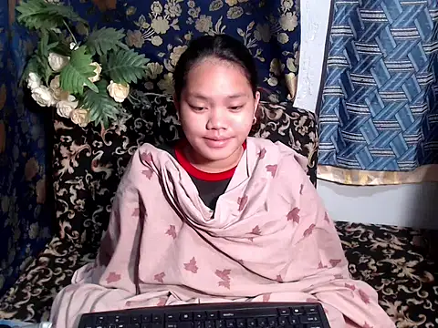 prettykrysgirl online show from March 31, 2026, 12:12 am