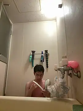 suzaku1229 online show from April 13, 2026, 10:54 am