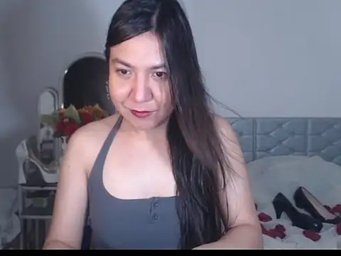 stellahugeX online show from September 12, 2025, 6:19 pm