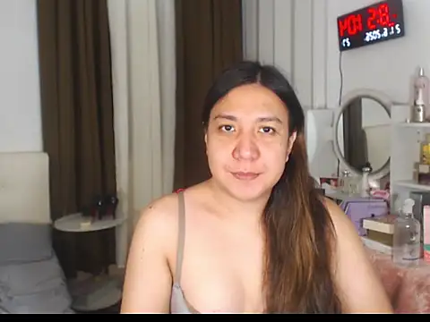 stellahugeX online show from June 21, 2026, 12:52 pm