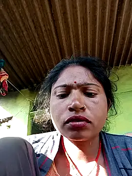 Snapshot of Payal-0143 chatting on December 5, 2025, 9:18 am Payal-0143 online show from December 5, 2025, 9:18 am