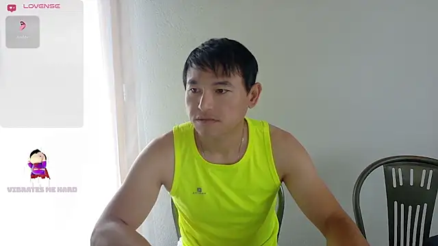 Snapshot of AsianBoy_WhiteDaddy chatting on June 10, 2026, 5:28 am AsianBoy WhiteDaddy online show from June 10, 2026, 5:28 am