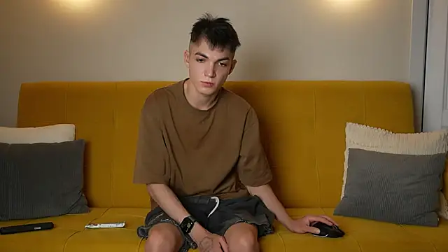 Snapshot of MattyandAiden chatting on June 16, 2026, 4:09 pm MattyandAiden online show from June 16, 2026, 4:09 pm