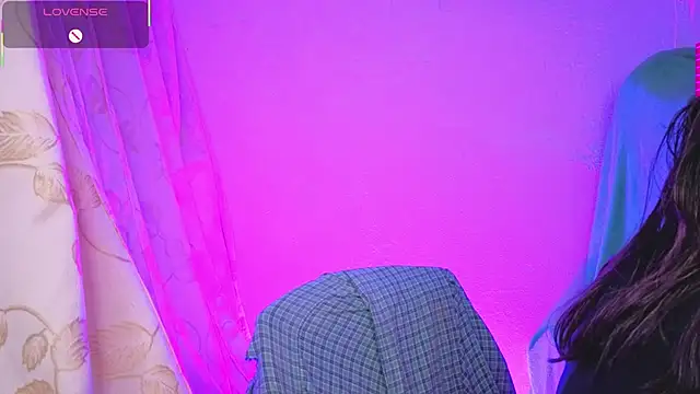 Snapshot of Miranda_sexlove_ chatting on February 5, 2026, 6:07 am Miranda sexlove online show from February 5, 2026, 6:07 am