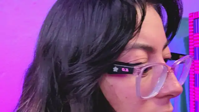 Snapshot of Miranda_sexlove_ chatting on February 8, 2026, 6:06 am Miranda sexlove online show from February 8, 2026, 6:06 am