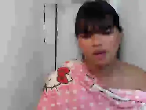 Snapshot of FROXXX21 chatting on July 14, 2026, 12:57 am FROXXX21 online show from July 14, 2026, 12:57 am