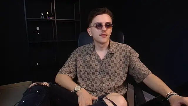 Snapshot of FelixStarkk chatting on June 21, 2026, 4:37 am FelixStarkk online show from June 21, 2026, 4:37 am