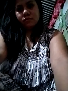 Snapshot of phoenix_1994 chatting on May 5, 2026, 8:50 pm phoenix 1994 online show from May 5, 2026, 8:50 pm