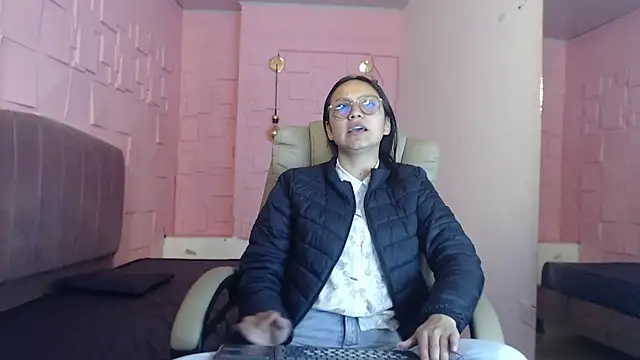 katalina07 1 online show from March 23, 2026, 2:32 pm