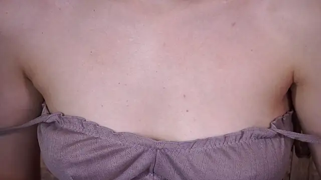 DiamondGoldie online show from January 10, 2026, 1:46 pm