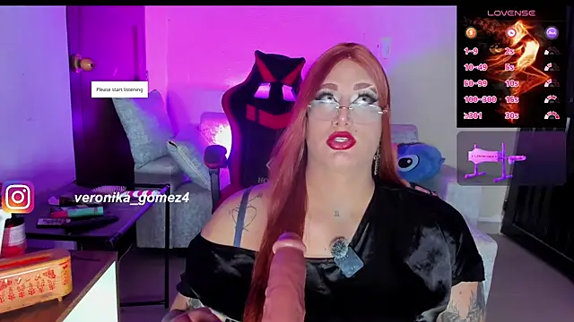 Snapshot of Sweetveronik_44 chatting on June 30, 2026, 6:03 am Sweetveronik 44 online show from June 30, 2026, 6:03 am