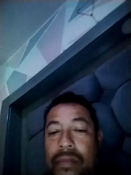 Snapshot of secretodepareja69 chatting on February 23, 2026, 10:40 pm secretodepareja69 online show from February 23, 2026, 10:40 pm