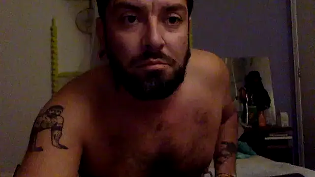 Snapshot of Pigslut01 chatting on October 28, 2025, 5:55 am Pigslut01 online show from October 28, 2025, 5:55 am