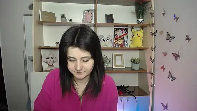 Katrin kiss  online show from April 8, 2026, 12:27 pm