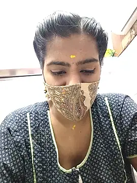 Tamil-Meenu12 online show from December 15, 2025, 7:01 am