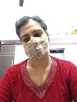 Snapshot of Tamil-Meenu12 chatting on April 25, 2026, 5:43 am Tamil-Meenu12 online show from April 25, 2026, 5:43 am