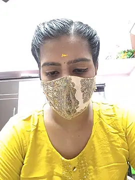 Snapshot of Tamil-Meenu12 chatting on May 18, 2026, 5:57 am Tamil-Meenu12 online show from May 18, 2026, 5:57 am