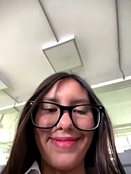 Snapshot of Katie_rawwww chatting on September 8, 2025, 2:49 pm Katie rawwww online show from September 8, 2025, 2:49 pm