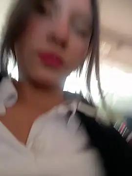 Snapshot of Katie_rawwww chatting on October 24, 2025, 3:30 pm Katie rawwww online show from October 24, 2025, 3:30 pm