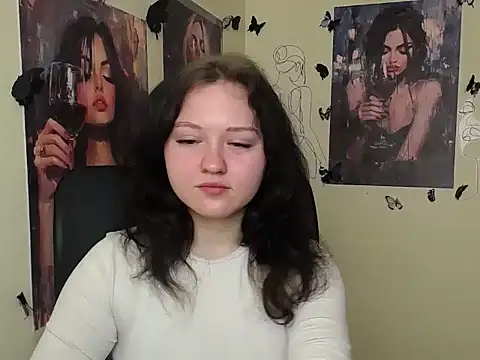 LadyAlice  online show from April 3, 2026, 6:22 am