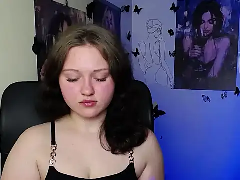 Snapshot of LadyAlice_ chatting on June 17, 2026, 6:09 pm LadyAlice online show from June 17, 2026, 6:09 pm