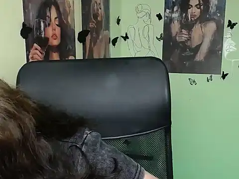 Snapshot of LadyAlice_ chatting on July 10, 2026, 6:10 pm LadyAlice online show from July 10, 2026, 6:10 pm