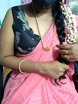 Snapshot of lolida69thamil chatting on May 8, 2026, 4:56 pm lolida69thamil online show from May 8, 2026, 4:56 pm