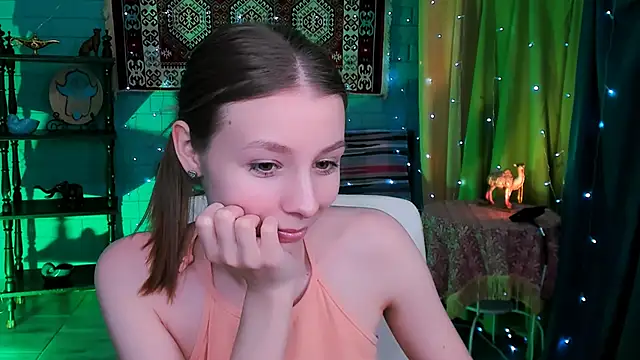 JulieDaniel online show from March 11, 2026, 9:26 am