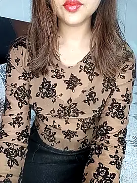 Hot malika19 online show from February 3, 2026, 10:31 am