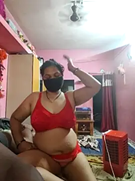 Snapshot of biggbobbsgirl chatting on April 26, 2026, 2:20 am biggbobbsgirl online show from April 26, 2026, 2:20 am