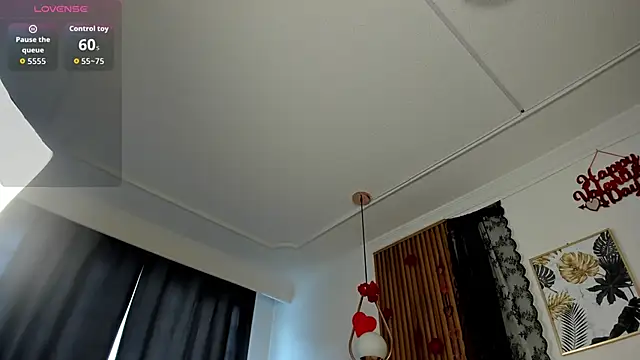 NicolWhite online show from February 14, 2026, 1:19 pm