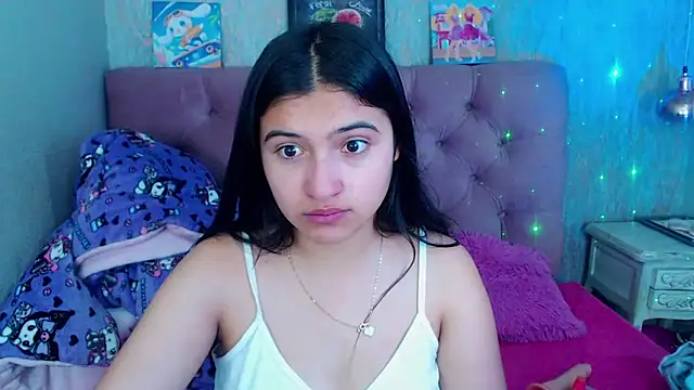 laurenelove online show from October 19, 2025, 3:07 am