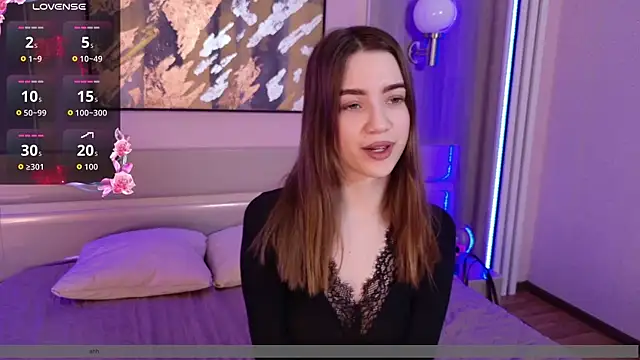 Snapshot of Alison_kisss chatting on February 11, 2026, 1:27 pm Alison kisss online show from February 11, 2026, 1:27 pm