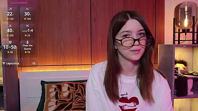 Snapshot of Alison_kisss chatting on March 26, 2026, 2:55 pm Alison kisss online show from March 26, 2026, 2:55 pm